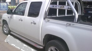 bt50_rollbar.jpg