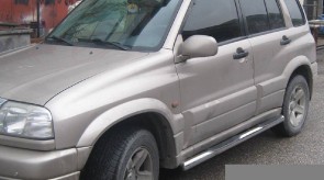 suzuki_grand_vitara_side_step_trump_1.jpg